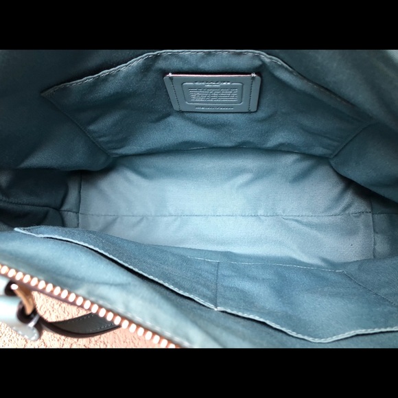 Coach Handbag🌺 - Picture 5 of 6